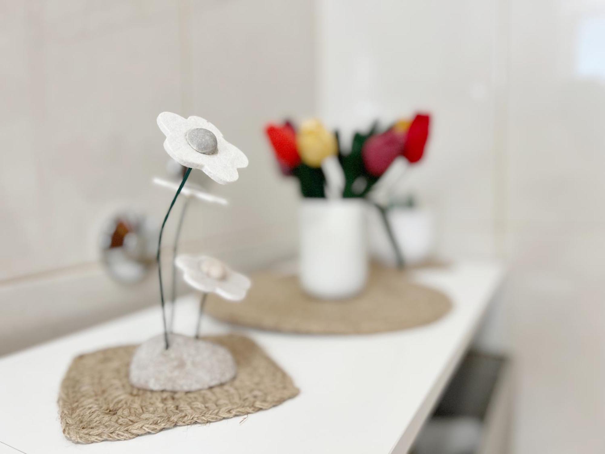 Room Tai - Spacious And Comfy With Private Terrace Hvar Town Eksteriør billede